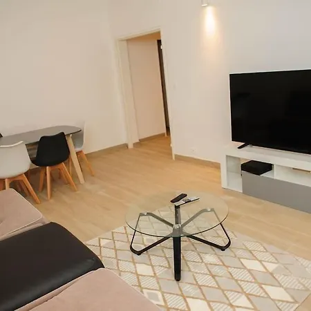 Apartment Grand T2 Proche Soleil Et Metro !