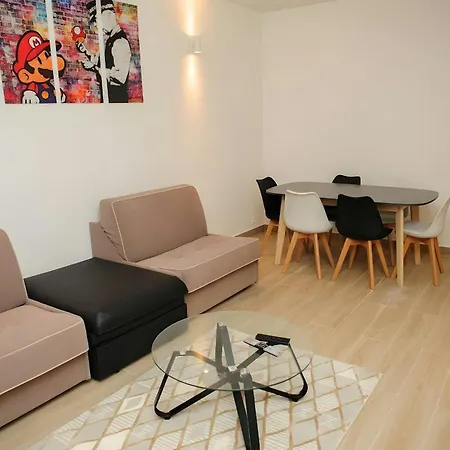 Grand T2 Proche Soleil Et Metro ! Apartment Creteil
