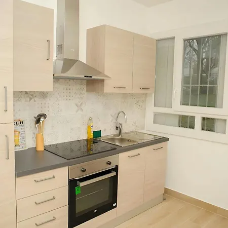 Grand T2 Proche Soleil Et Metro ! Apartment Creteil